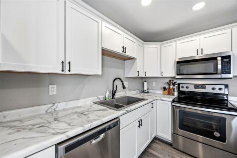 720 Owen Street NW Cedar Rapids IA 52405