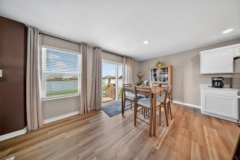 2806 Mary Drive Hiawatha IA 52233