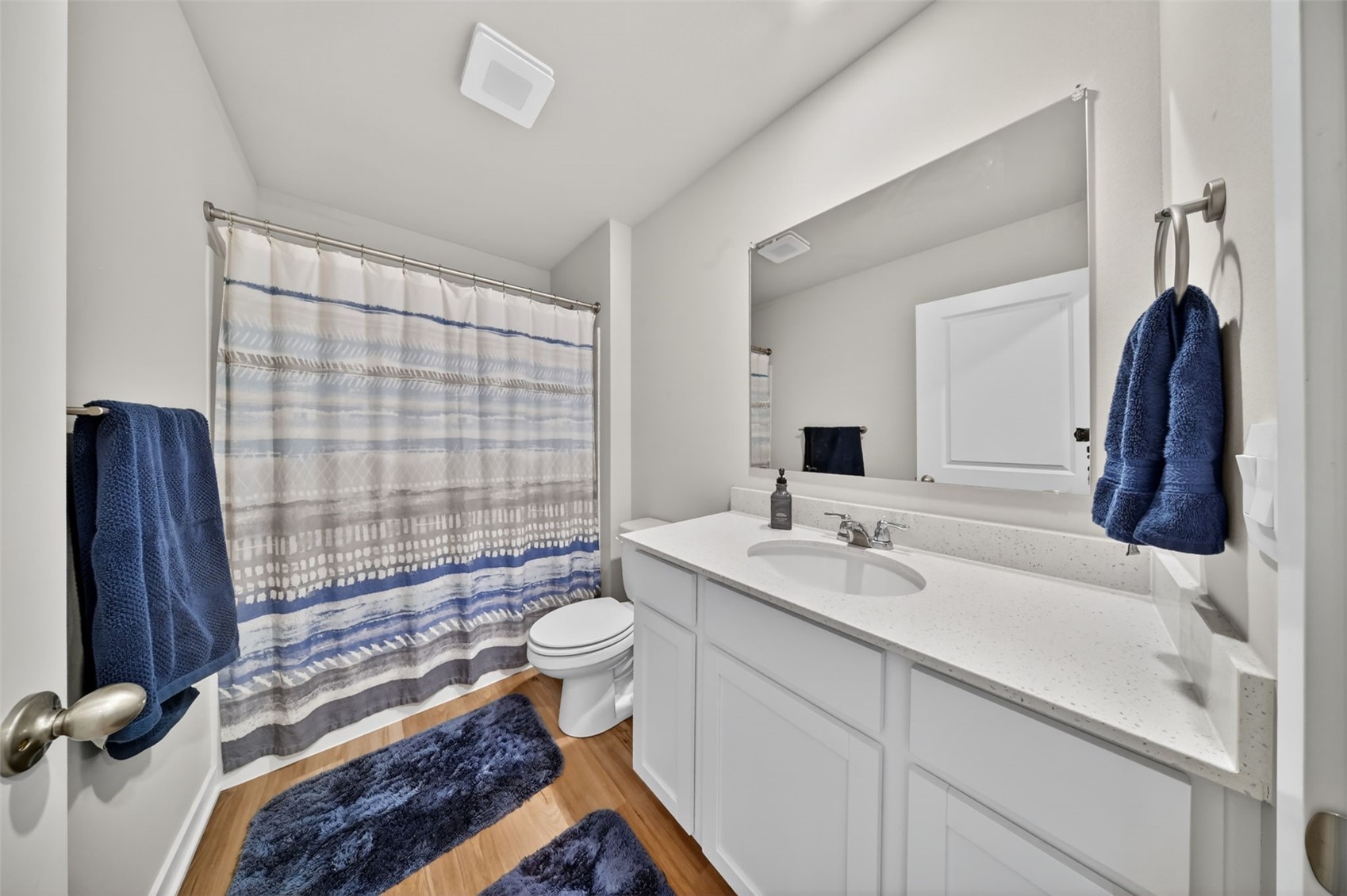 2806 Mary Drive Hiawatha IA 52233
