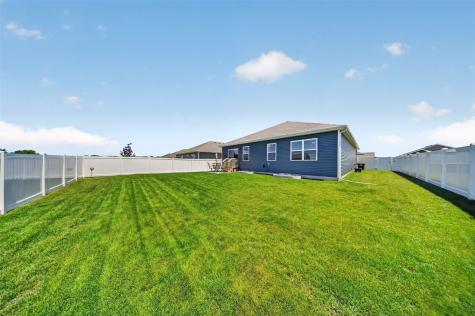 2806 Mary Drive Hiawatha IA 52233
