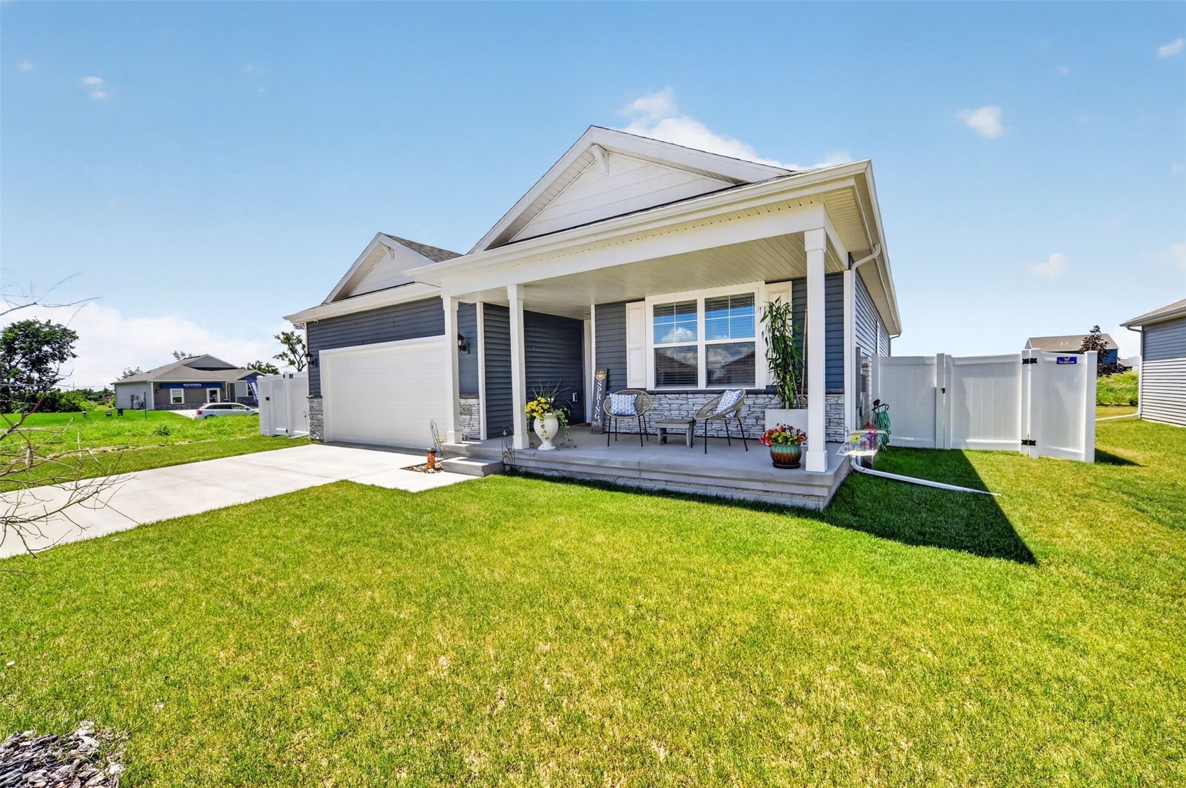 2806 Mary Drive Hiawatha IA 52233
