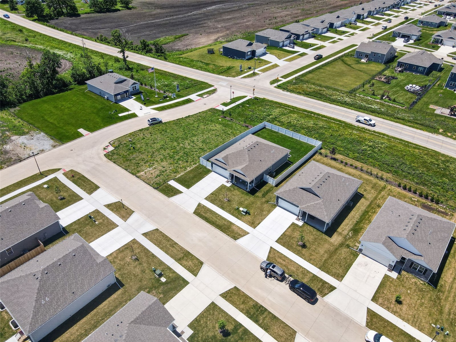 2806 Mary Drive Hiawatha IA 52233