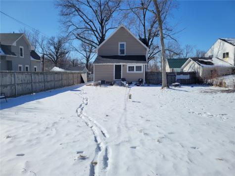 1158 28th Street SE Cedar Rapids IA 52403