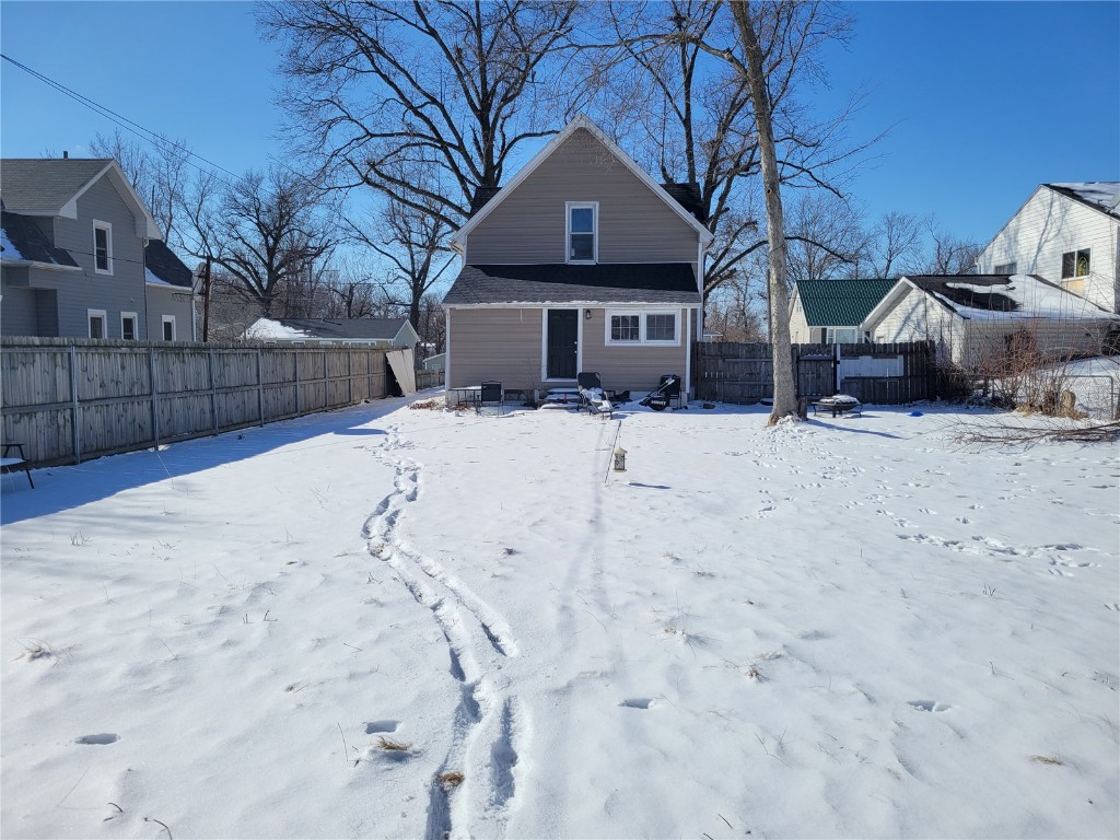1158 28th Street SE Cedar Rapids IA 52403
