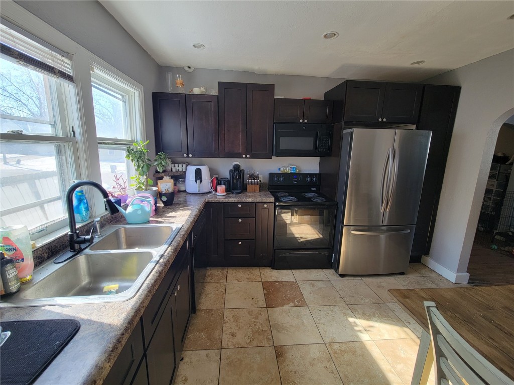 1158 28th Street SE Cedar Rapids IA 52403