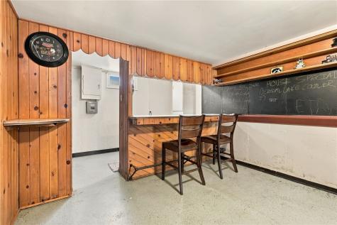 264 Wilson Avenue SW Cedar Rapids IA 52404