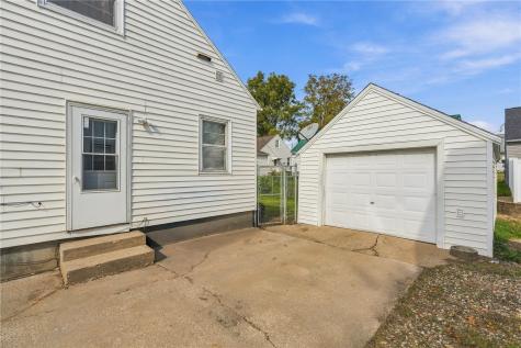 264 Wilson Avenue SW Cedar Rapids IA 52404