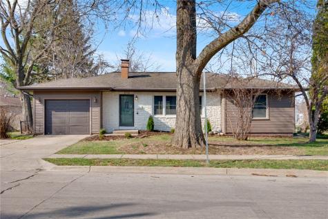 1718 Highland Avenue Iowa City IA 52240