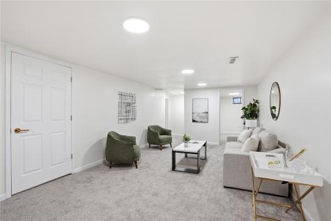 1718 Highland Avenue Iowa City IA 52240