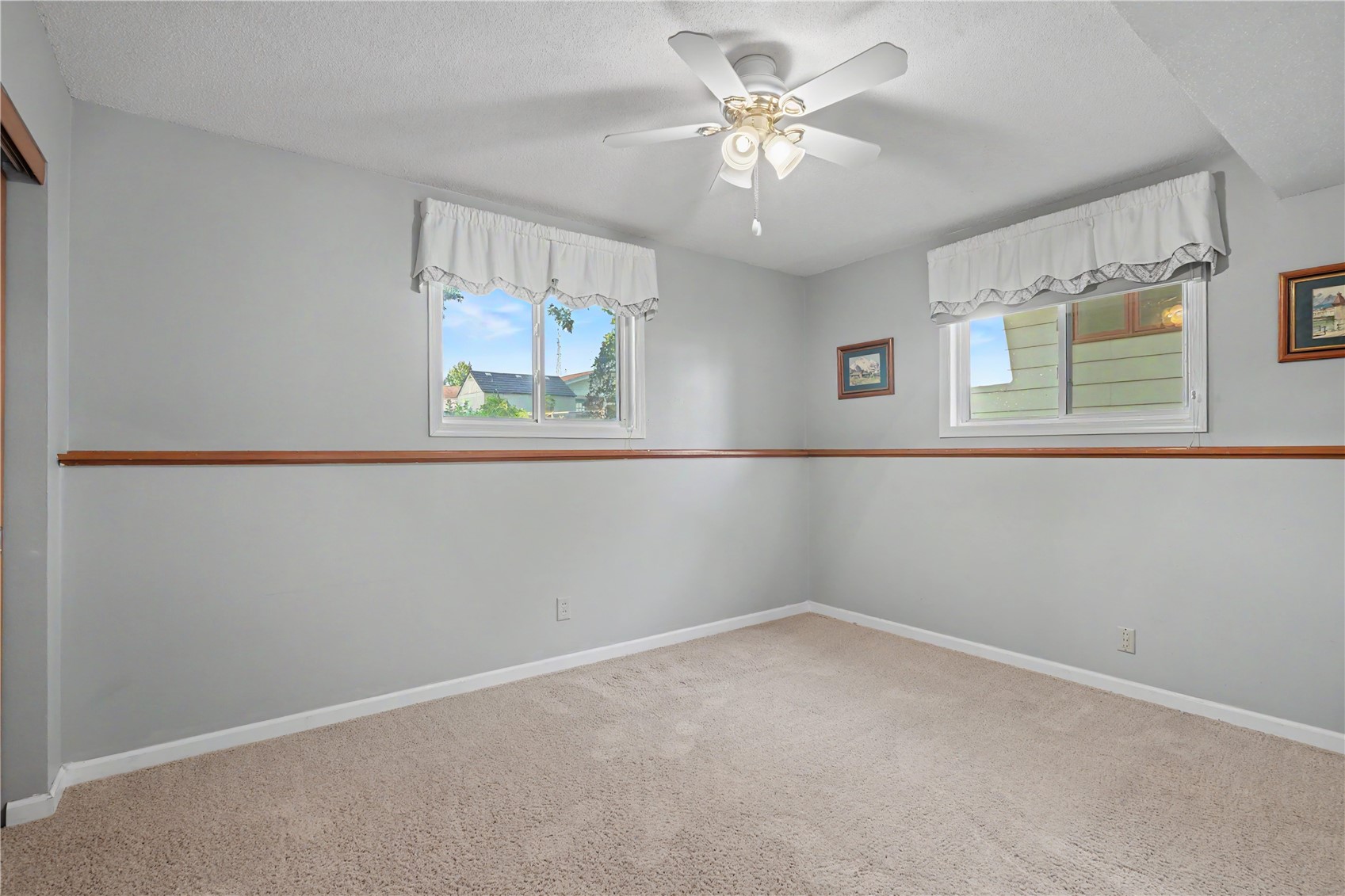 5117 Rich Mar Lane NW Cedar Rapids IA 52405