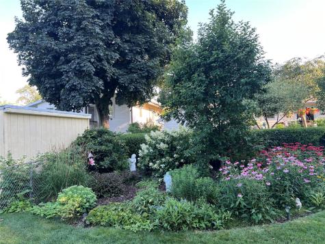 5117 Rich Mar Lane NW Cedar Rapids IA 52405