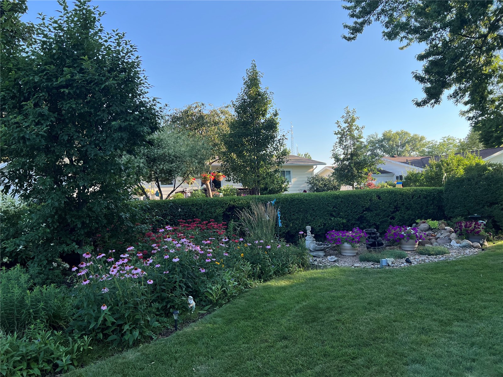5117 Rich Mar Lane NW Cedar Rapids IA 52405