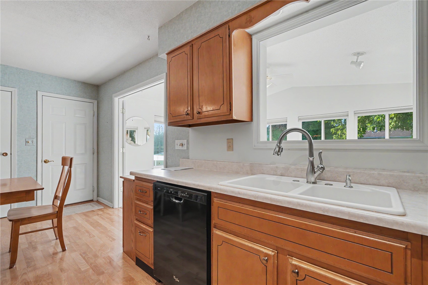 5117 Rich Mar Lane NW Cedar Rapids IA 52405