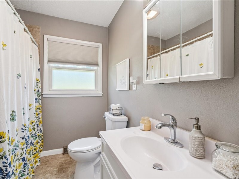 3371 Schmickle Road Marion IA 52302
