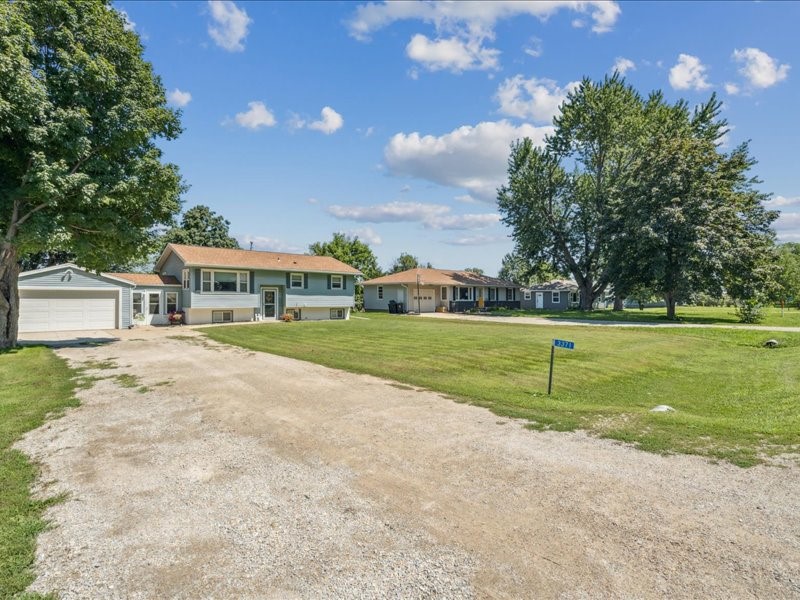 3371 Schmickle Road Marion IA 52302