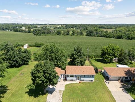 3371 Schmickle Road Marion IA 52302
