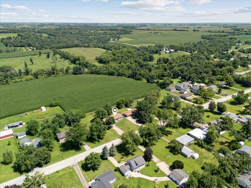 3371 Schmickle Road Marion IA 52302