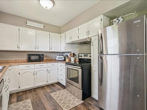 3371 Schmickle Road Marion IA 52302