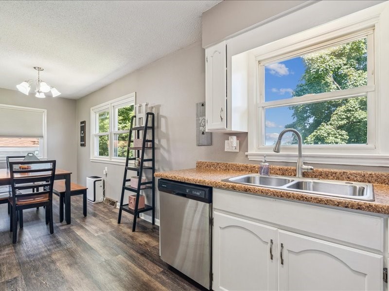 3371 Schmickle Road Marion IA 52302