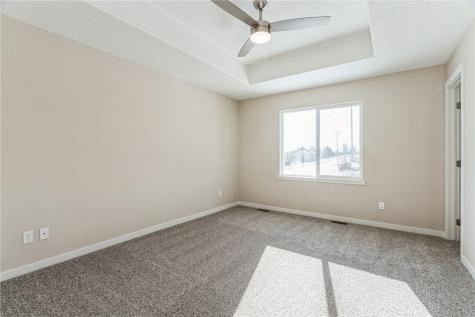 1801 Shady Grove Road SW Cedar Rapids IA 52404