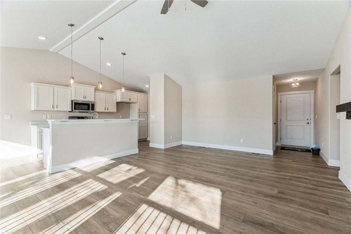 1801 Shady Grove Road SW Cedar Rapids IA 52404