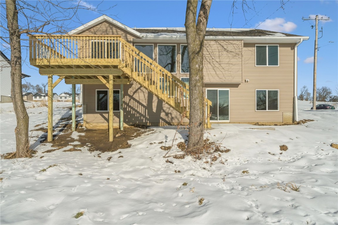 1801 Shady Grove Road SW Cedar Rapids IA 52404