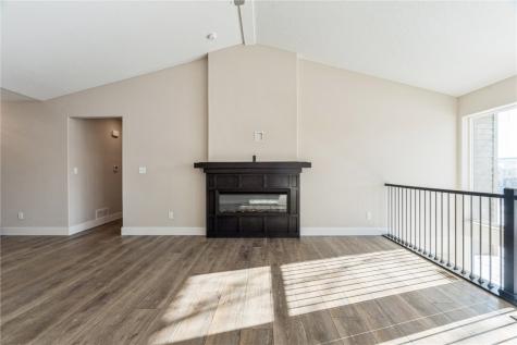 1801 Shady Grove Road SW Cedar Rapids IA 52404