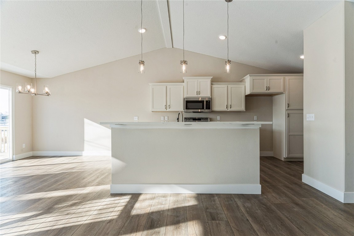 1801 Shady Grove Road SW Cedar Rapids IA 52404