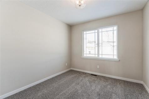 1801 Shady Grove Road SW Cedar Rapids IA 52404