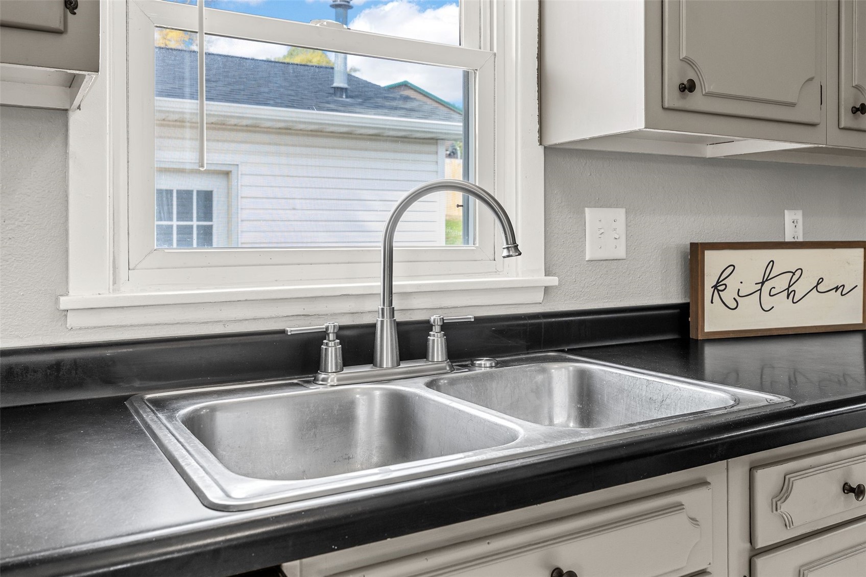 2941 Juhl Drive NE Cedar Rapids IA 52402