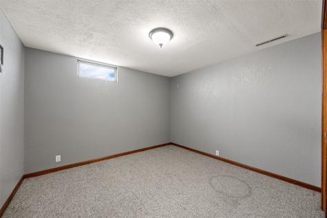 2941 Juhl Drive NE Cedar Rapids IA 52402