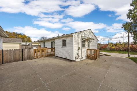 2941 Juhl Drive NE Cedar Rapids IA 52402