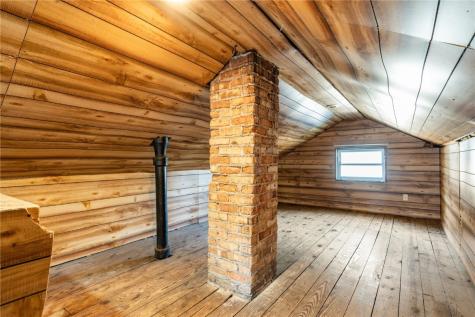 2523 1st Avenue SE Cedar Rapids IA 52403