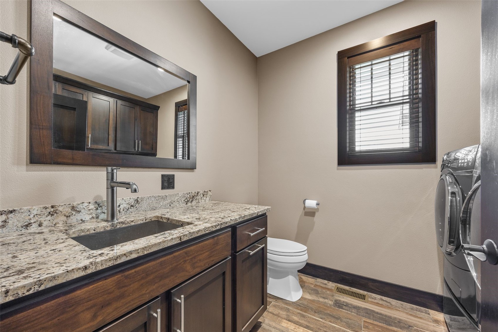 20649 Kayak Court Manchester IA 52057