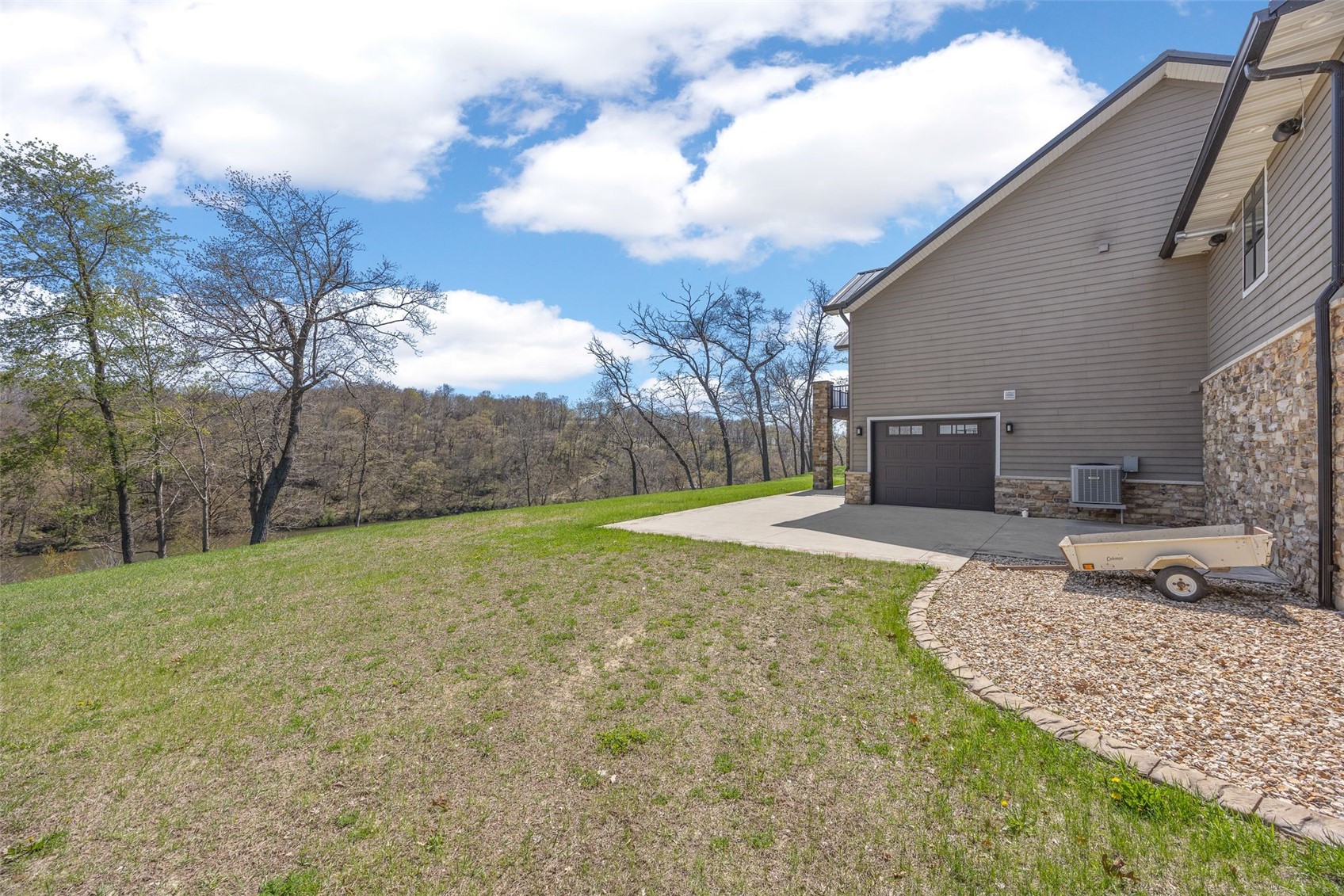 20649 Kayak Court Manchester IA 52057