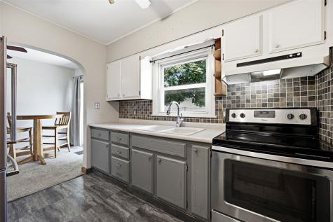 1040 2nd Avenue Marion IA 52302