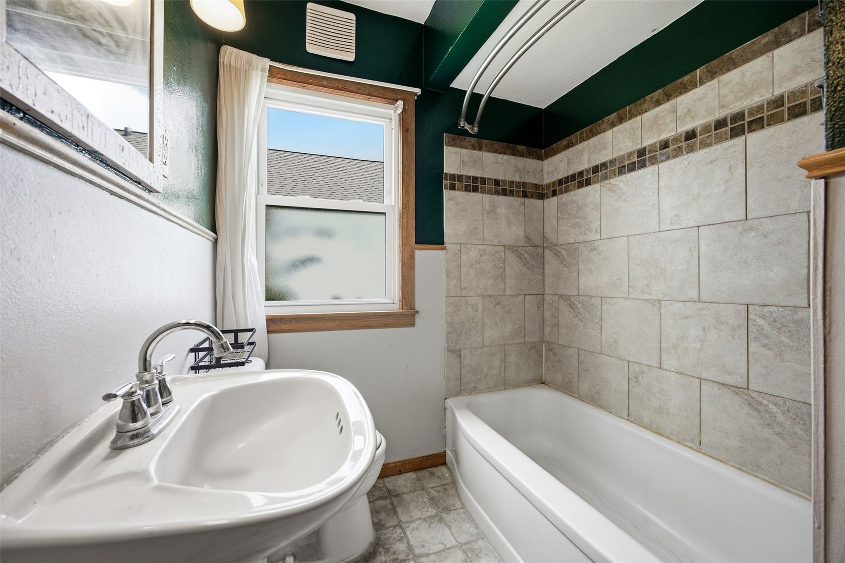 1040 2nd Avenue Marion IA 52302