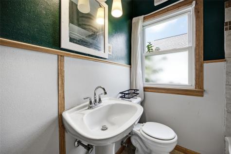 1040 2nd Avenue Marion IA 52302