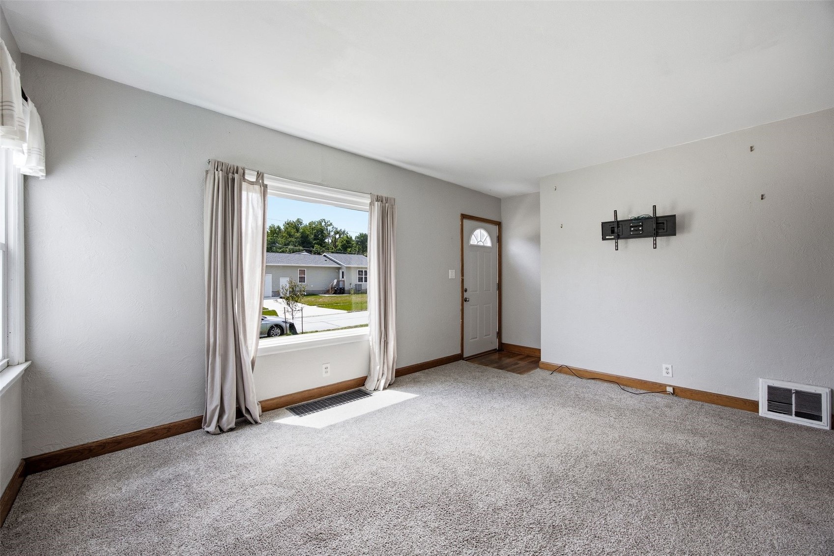 1040 2nd Avenue Marion IA 52302