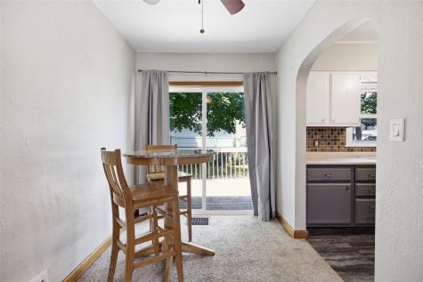 1040 2nd Avenue Marion IA 52302