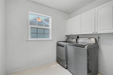 310 Teakwood Lane NE Cedar Rapids IA 52402