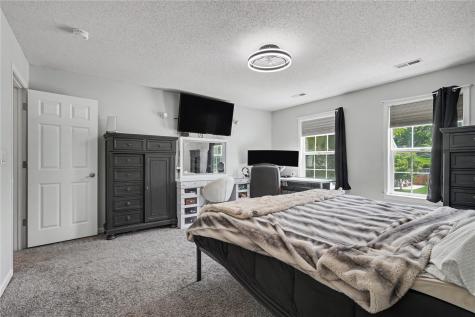310 Teakwood Lane NE Cedar Rapids IA 52402