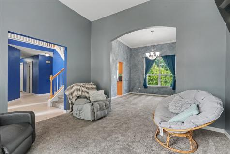 310 Teakwood Lane NE Cedar Rapids IA 52402