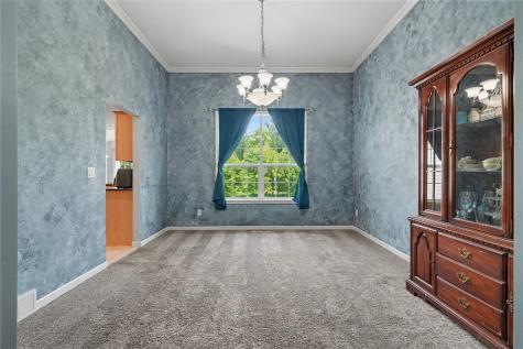 310 Teakwood Lane NE Cedar Rapids IA 52402