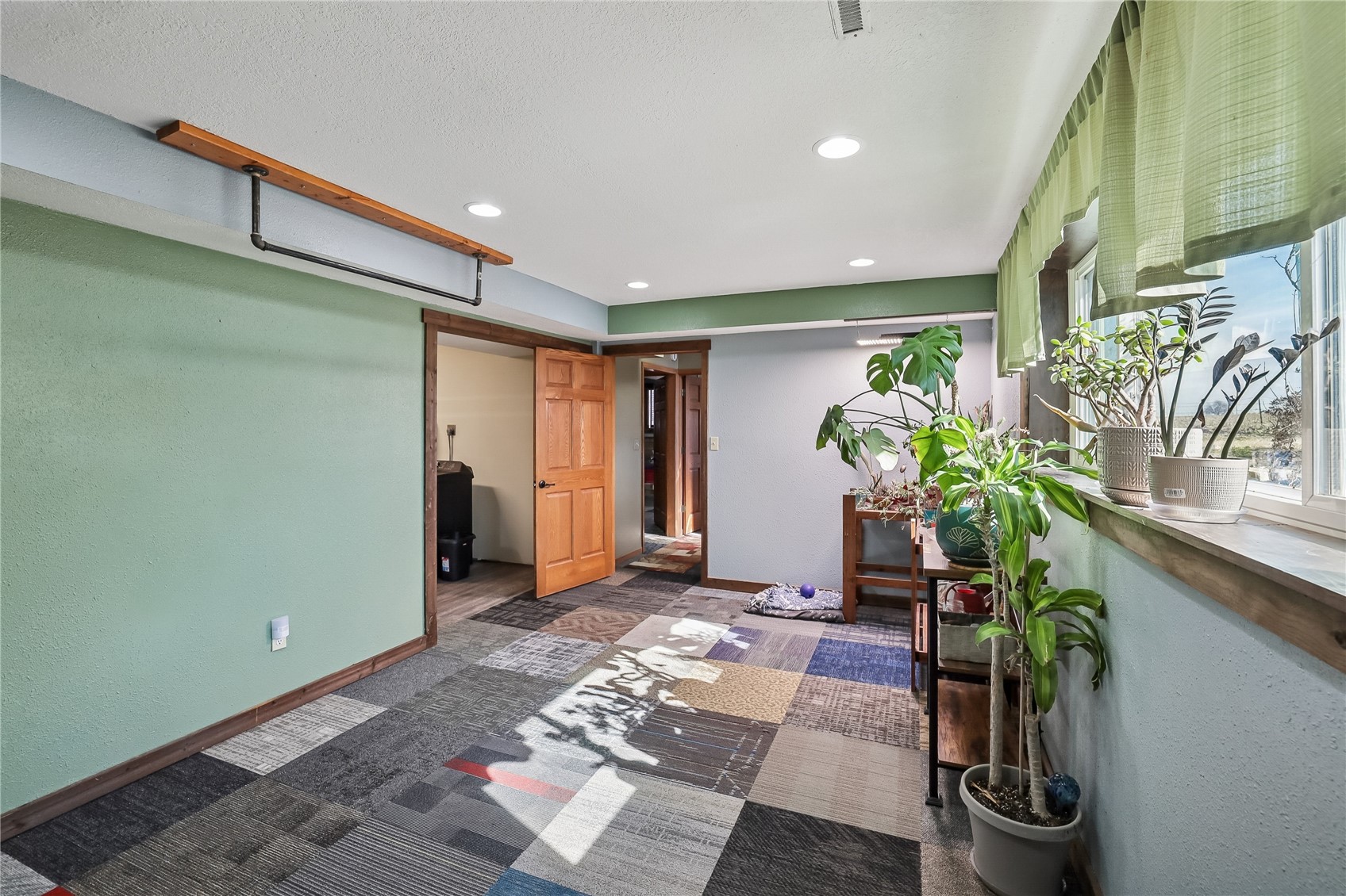 2449 68th Street Van Horne IA 52349