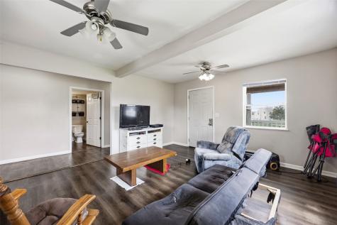 1216 5th Street NW Cedar Rapids IA 52405