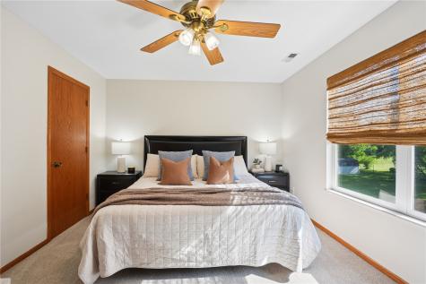 6911 Springwood Place NW Cedar Rapids IA 52405