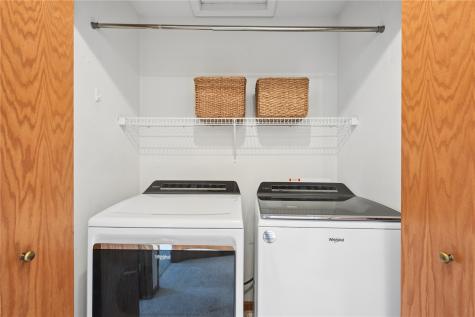 6911 Springwood Place NW Cedar Rapids IA 52405