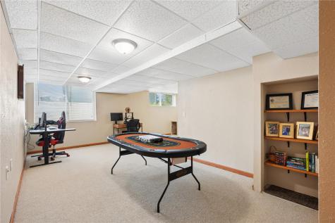 6911 Springwood Place NW Cedar Rapids IA 52405