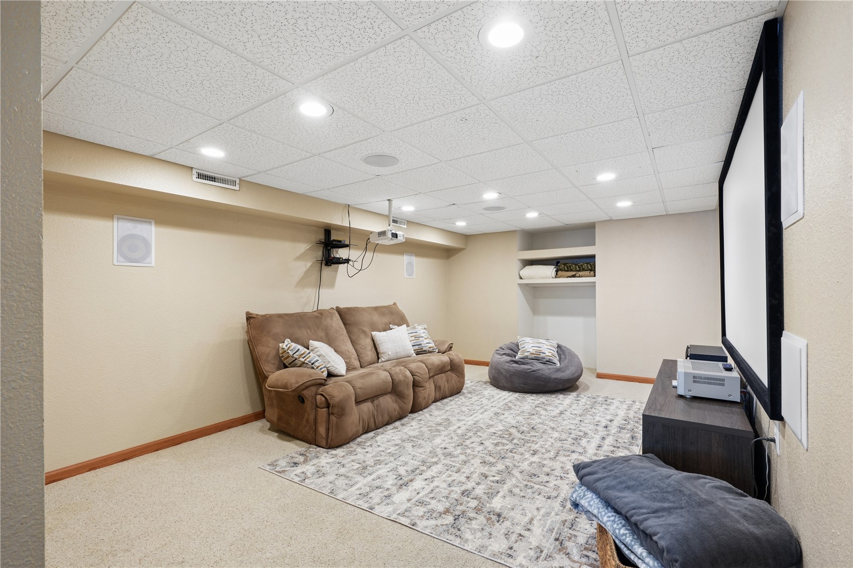 6911 Springwood Place NW Cedar Rapids IA 52405